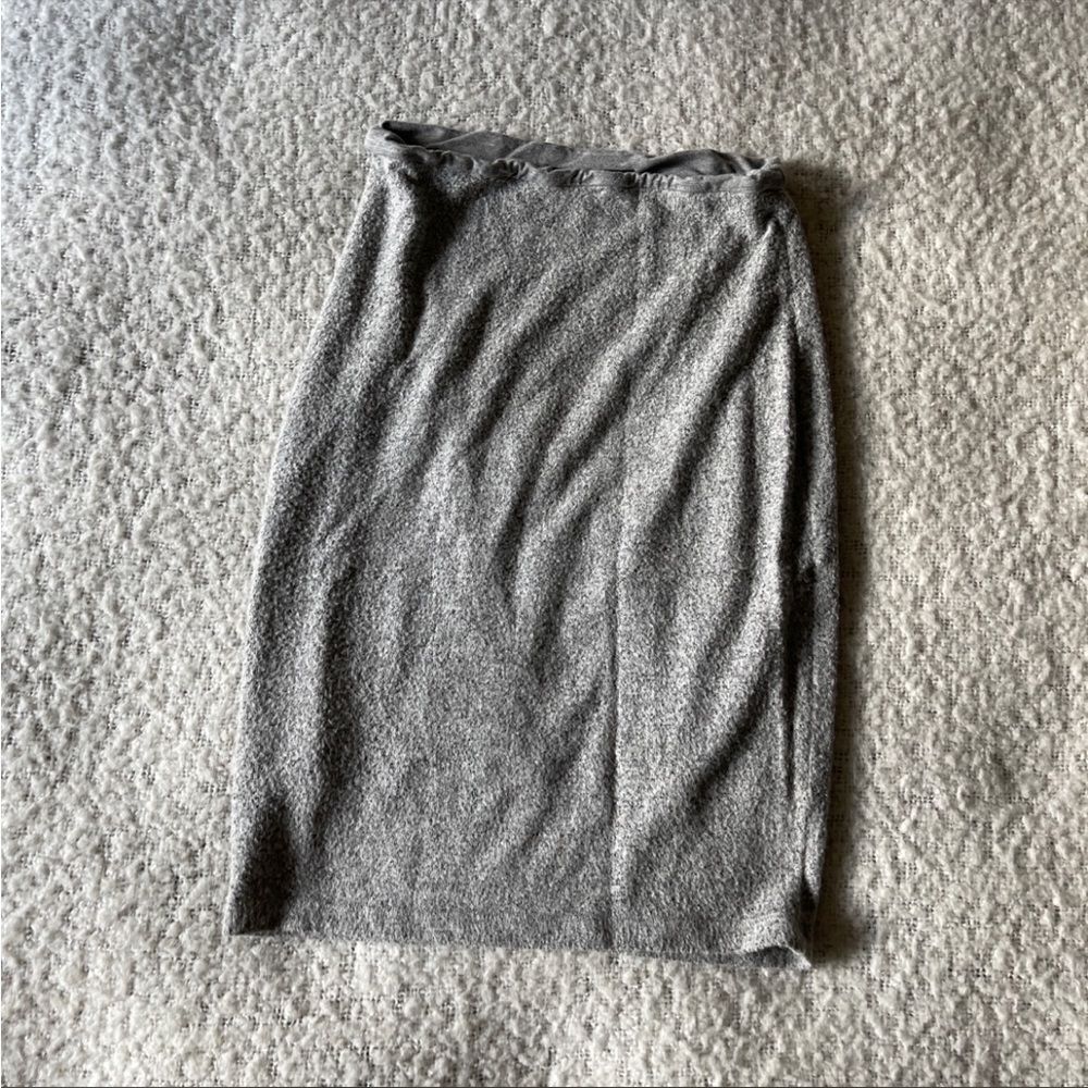 Lulus small grey skirt